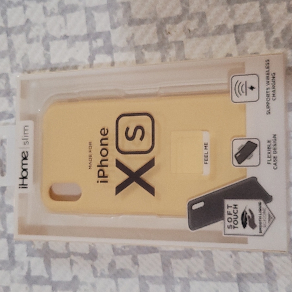 iHome iPhone Xs Cover Case- Yellow